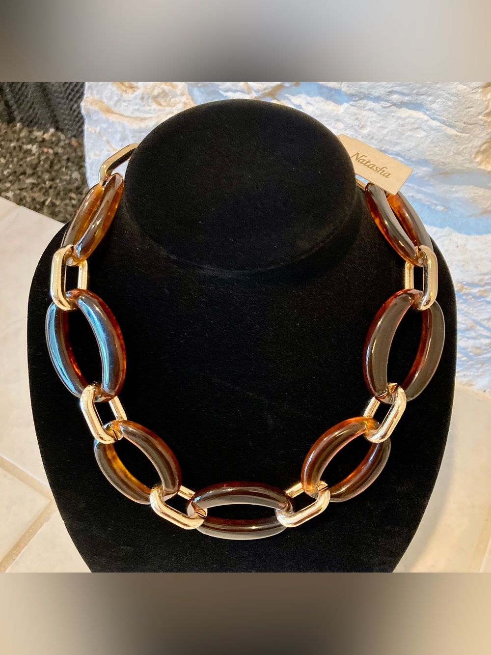 NWT Natasha chunky tortoiseshell style amber resin&gold link statement necklace